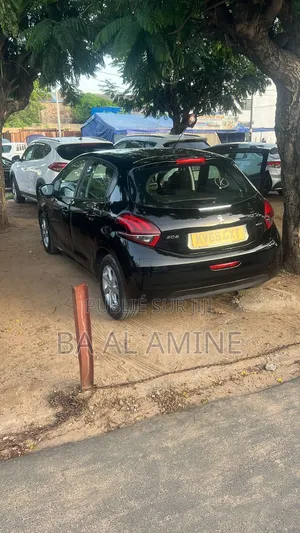 Peugeot 208 2016 Noir