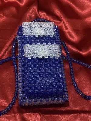 Sacoche Téléphone en Perles Fait Main