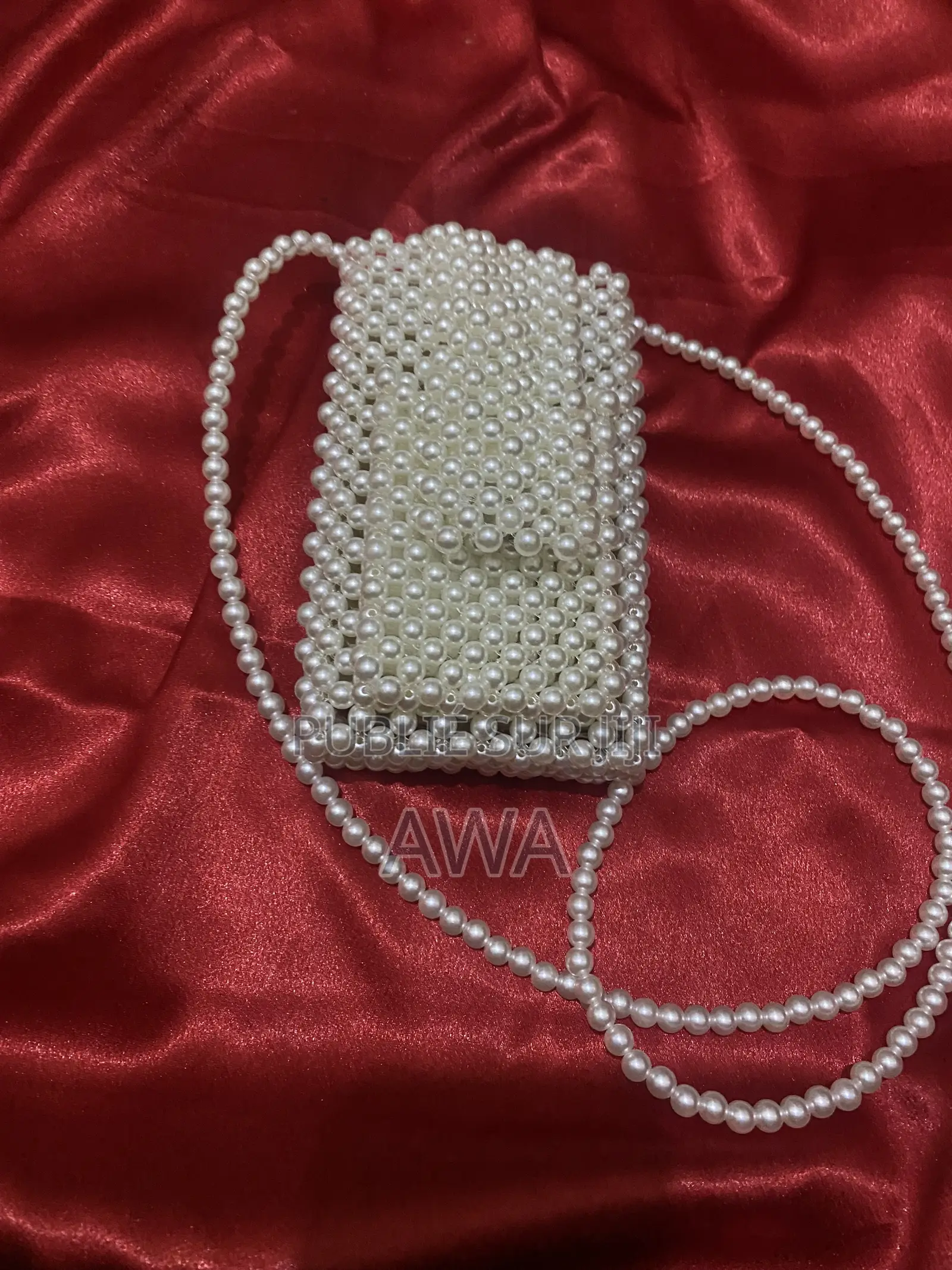 Sacoche Téléphone en Perles Fait Main