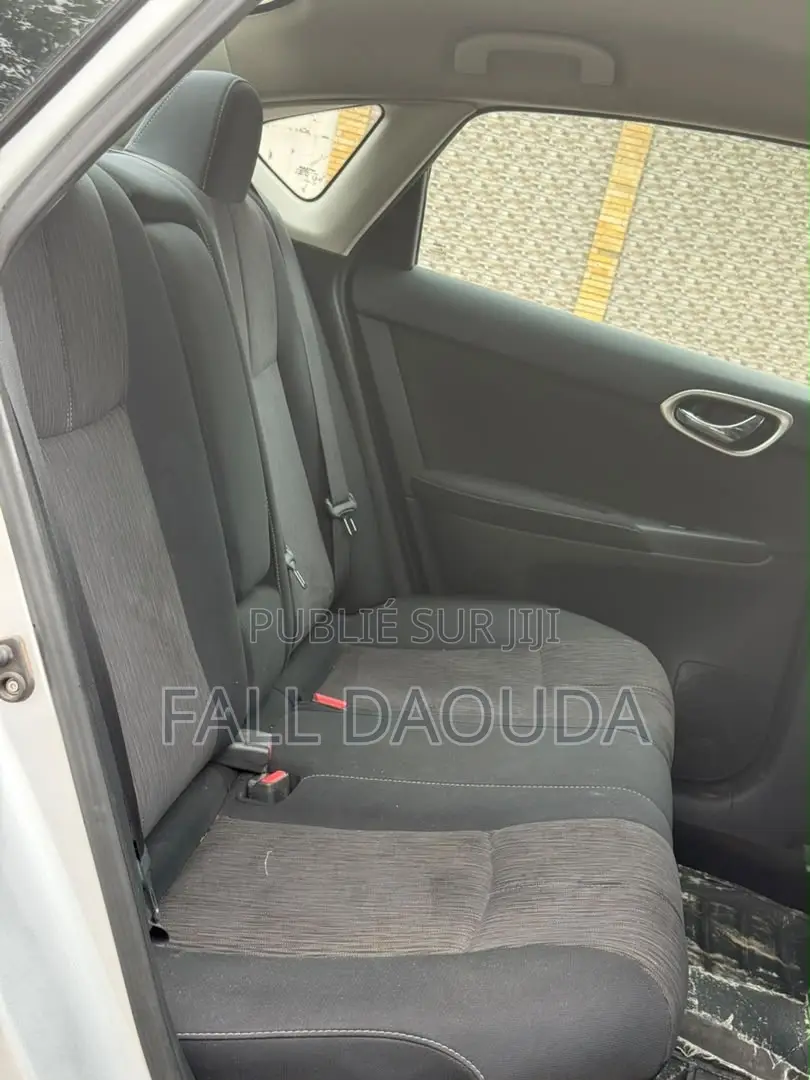 Nissan Sentra 2016 Gris