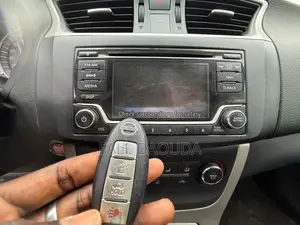Nissan Sentra 2016 Gris