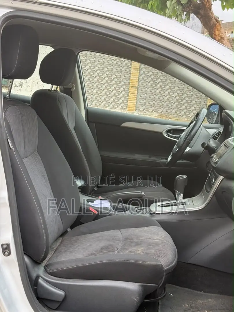 Nissan Sentra 2016 Gris