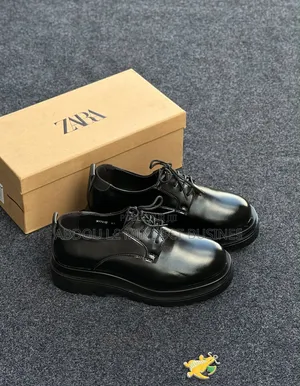 Zara De Ville Full Black Disponible