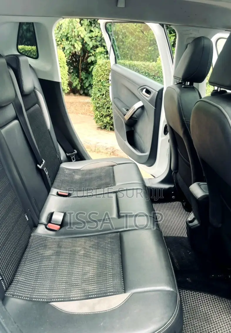 Peugeot 2008 2015 Blanc