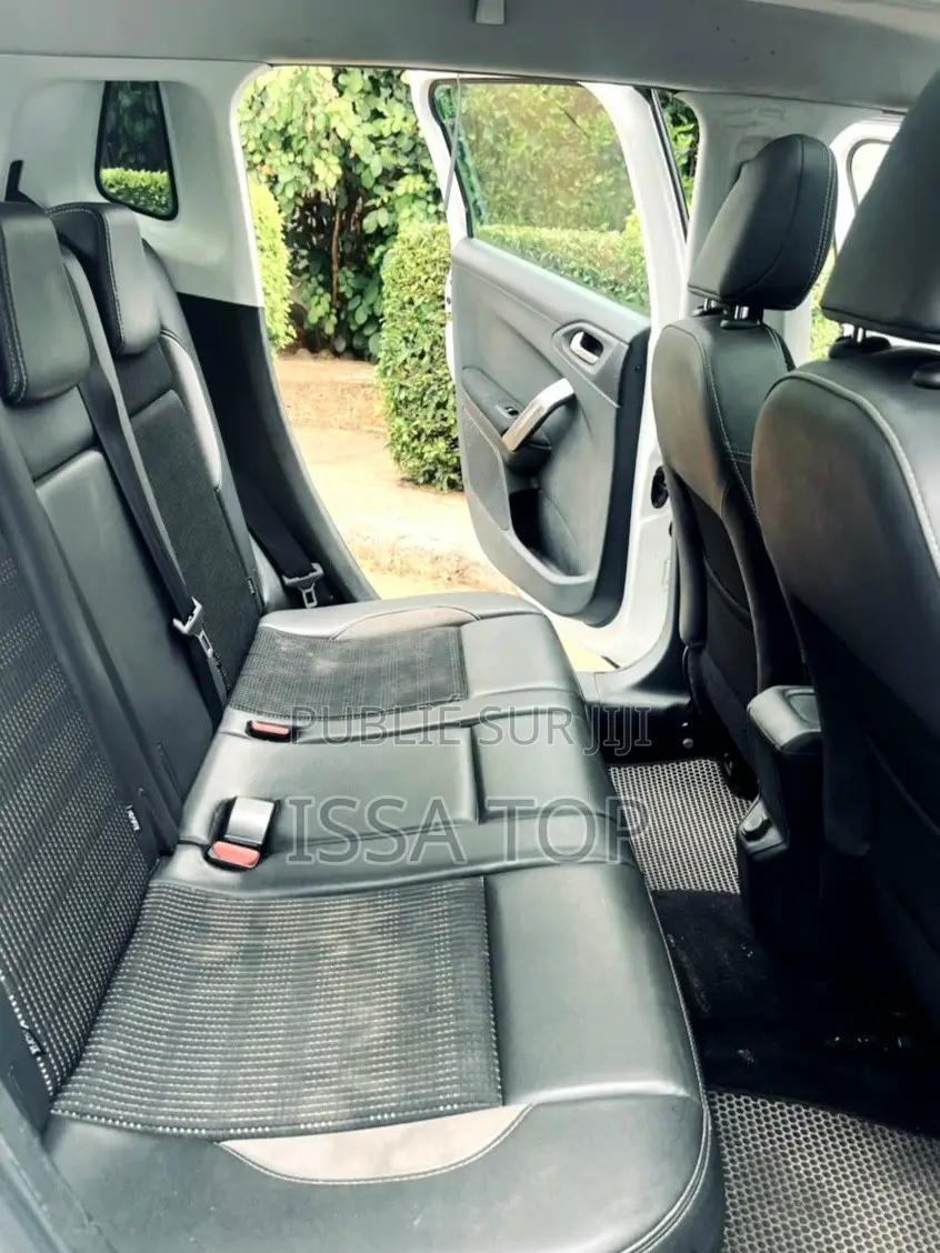 Peugeot 2008 2015 Blanc