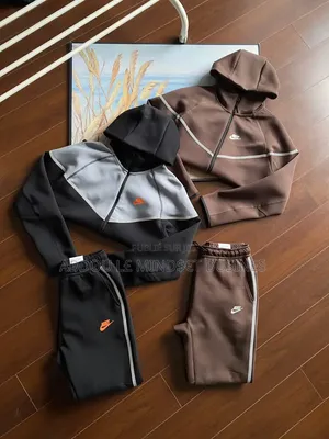 Ensemble Nike Nocta Capuchon Disponible