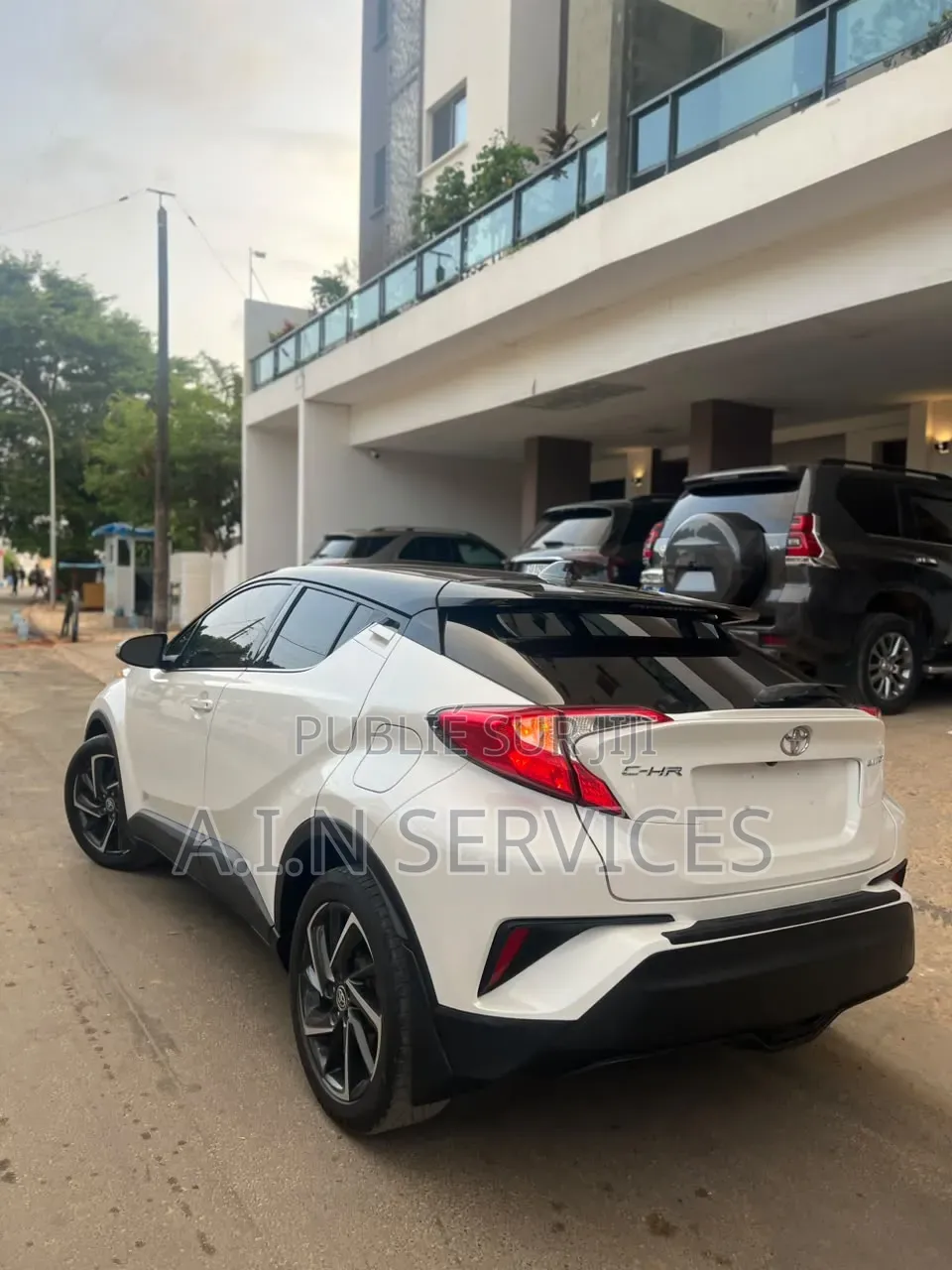 Voiture 2020 Blanc