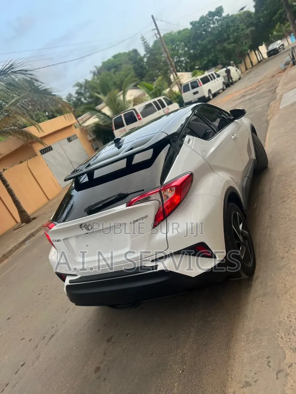 Voiture 2020 Blanc