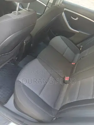 Hyundai Elantra Sport 4dr Sedan (2.0L 4cyl 6A) 2014 Gris