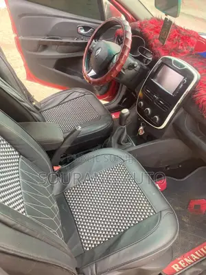 Renault Clio 2014 Rouge