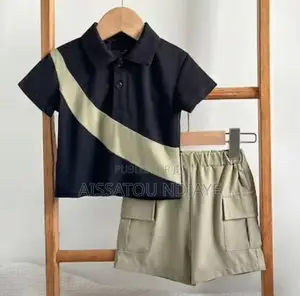 Je Vent Des Habits De Qualité Et Chaussures D’enfant De 0 À 10 Ans