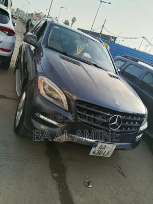 Mercedes-Benz M Class 2012 Gris