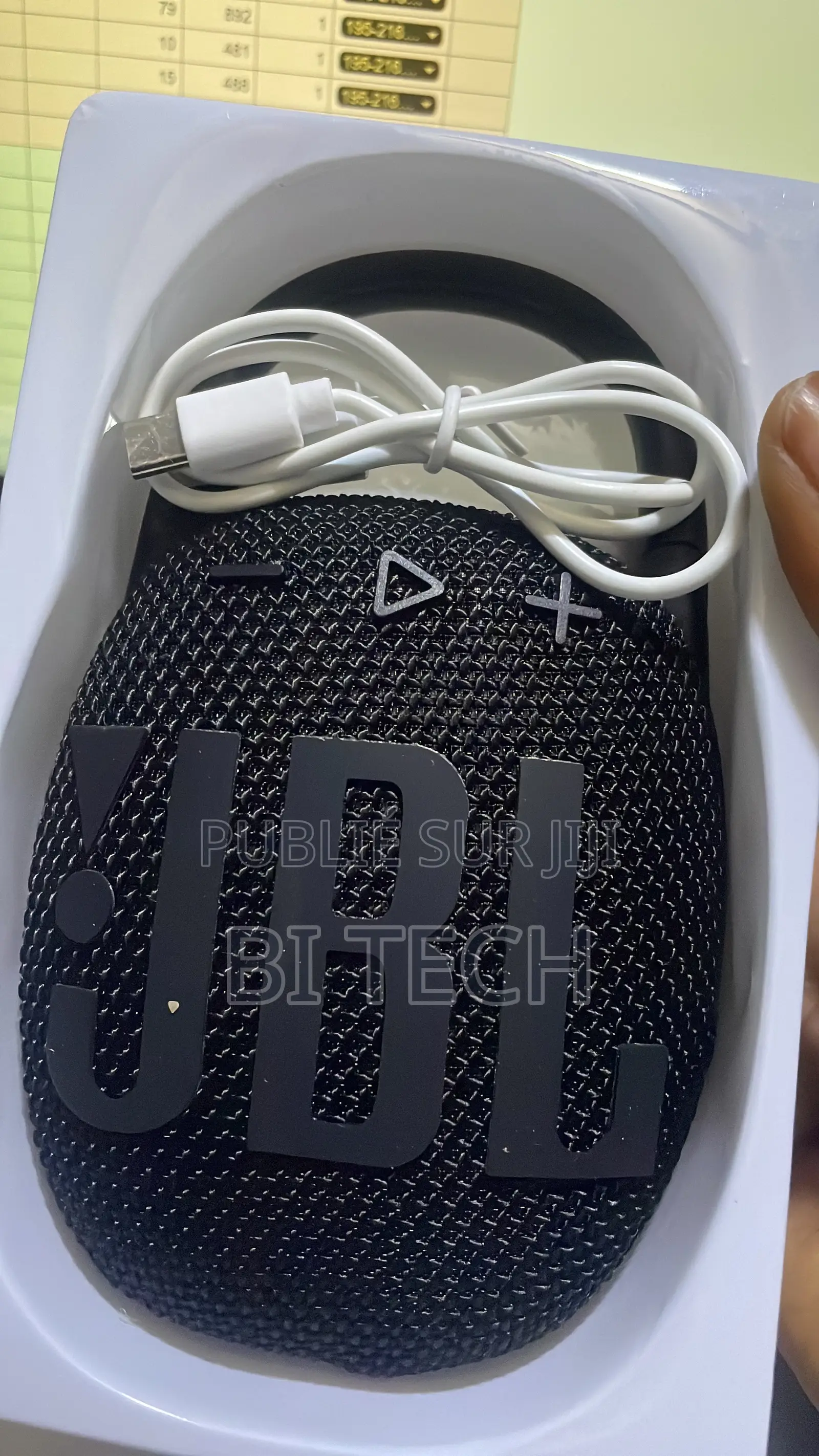 JBL Clips 5