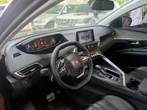 Peugeot 5008 2017 Marron