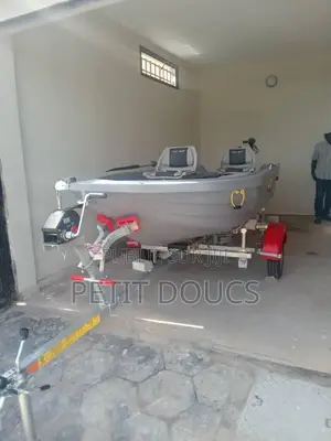 Bateau De Pêche À Vendre