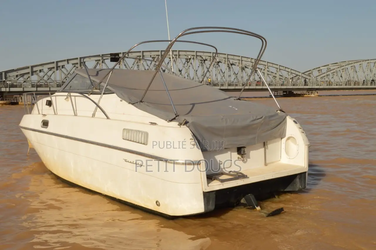 Yatch À Vendre