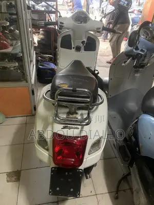 Nouveau Piaggio Trotinette 2026 Blanc