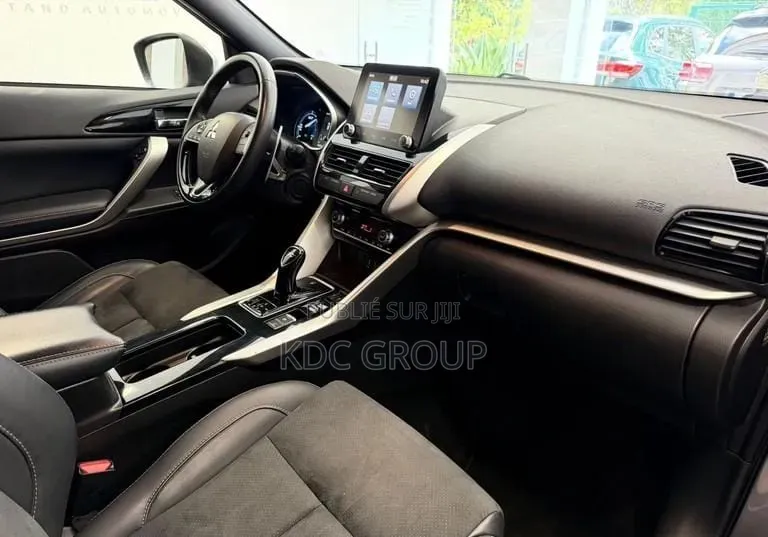 Mitsubishi Eclipse Cross 2023 Gris
