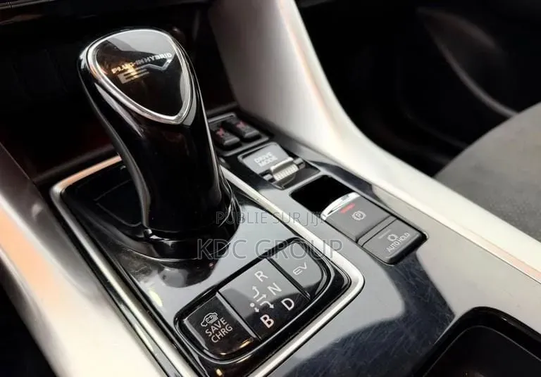 Mitsubishi Eclipse Cross 2023 Gris