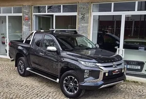 Mitsubishi L200 2020 Noir