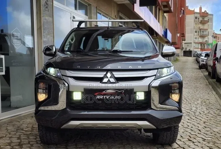 Mitsubishi L200 2020 Noir