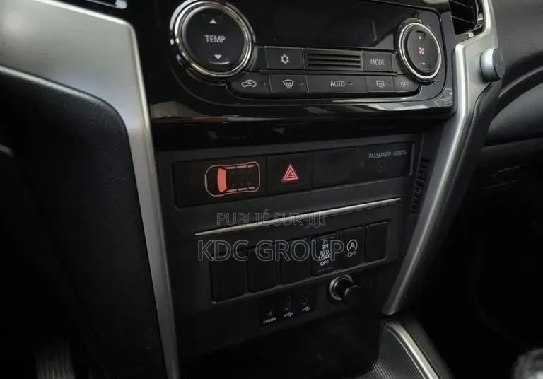 Mitsubishi L200 2020 Noir