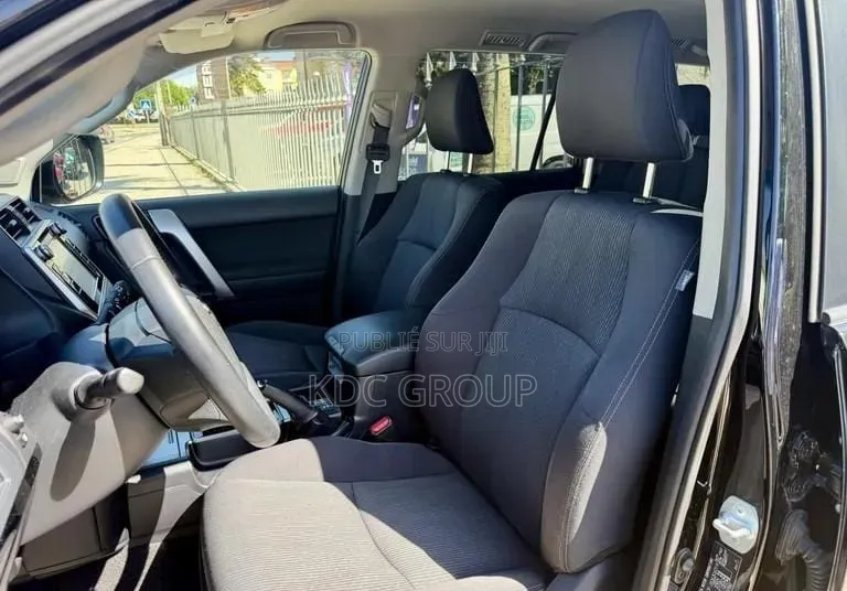 Toyota Land Cruiser Prado 2018 Noir