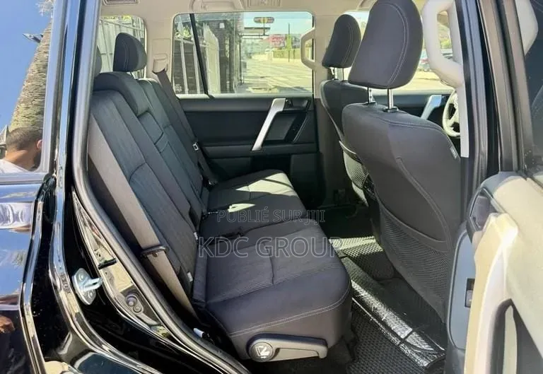 Toyota Land Cruiser Prado 2018 Noir