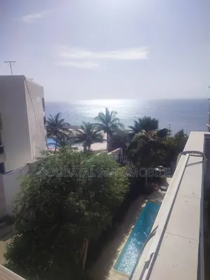 5chbre Villa dans Villa À Vendre, Ouakam à Vendre