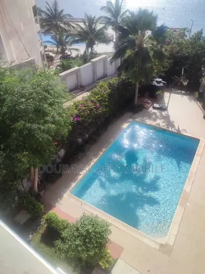 5chbre Villa dans Villa À Vendre, Ouakam à Vendre