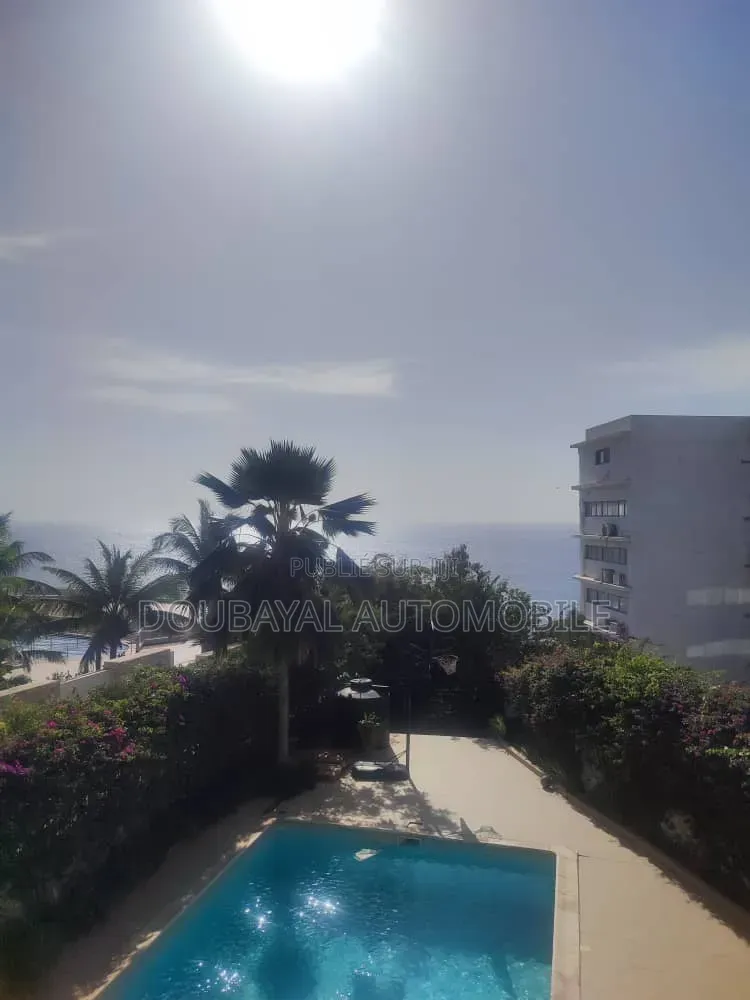 5chbre Villa dans Villa À Vendre, Ouakam à Vendre