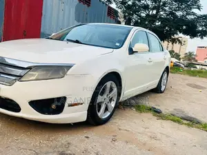 Ford Fusion SE 2010 Blanc