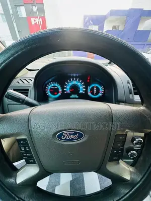 Ford Fusion SE 2010 Blanc