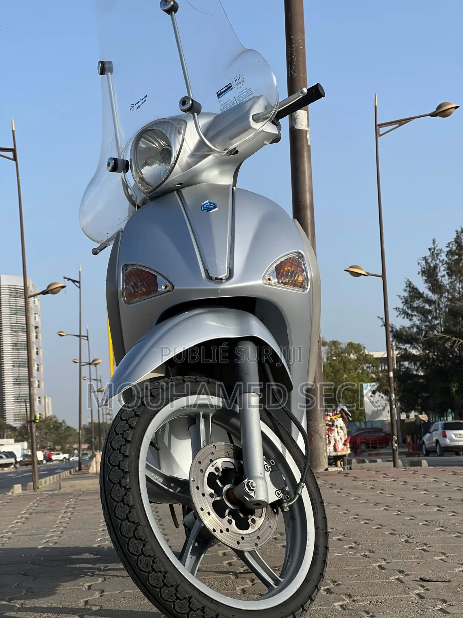 Nouveau Piaggio Trotinette 2015 Gris