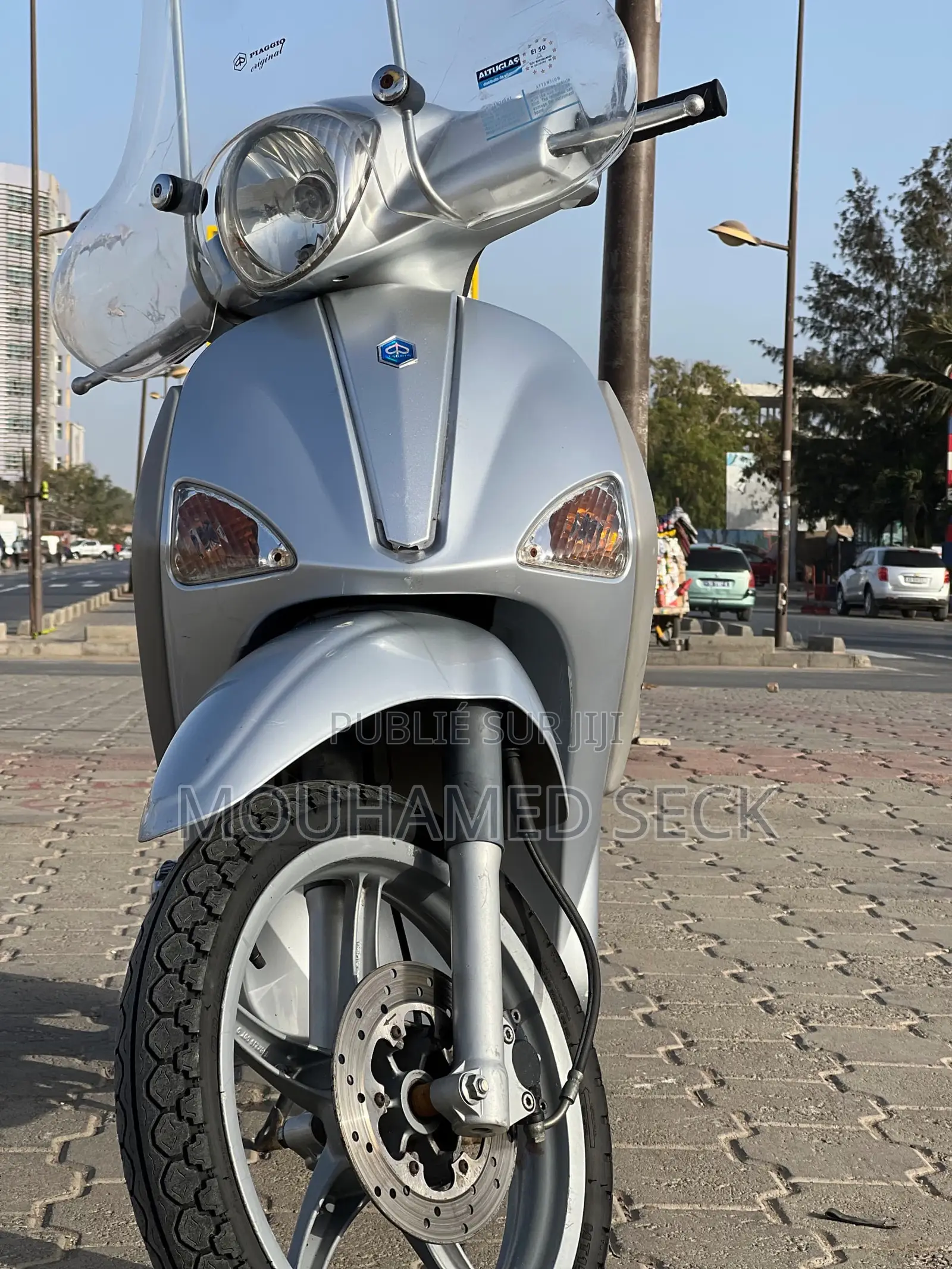 Nouveau Piaggio Trotinette 2015 Gris