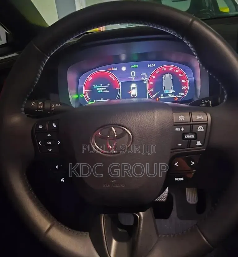 Toyota C-HR 2024 Blanc