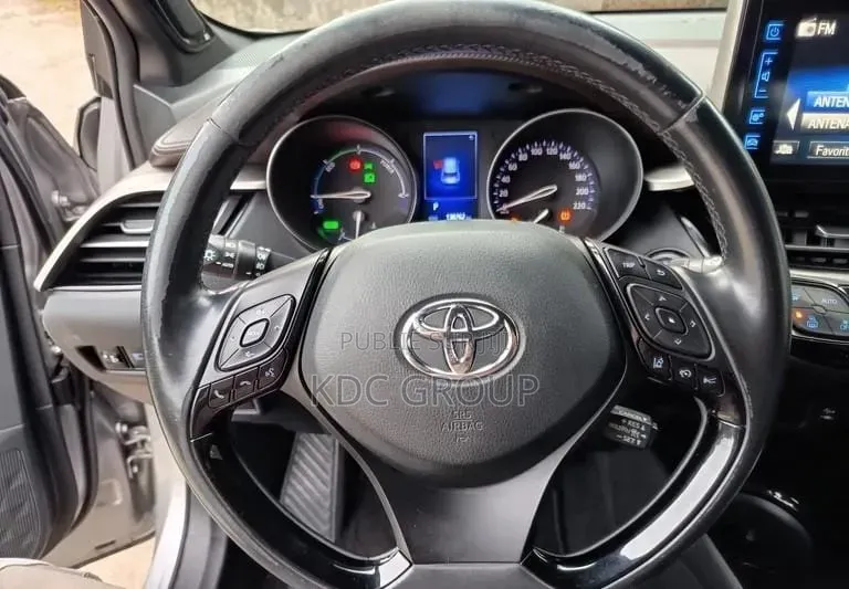 Toyota C-HR 2017 Gris