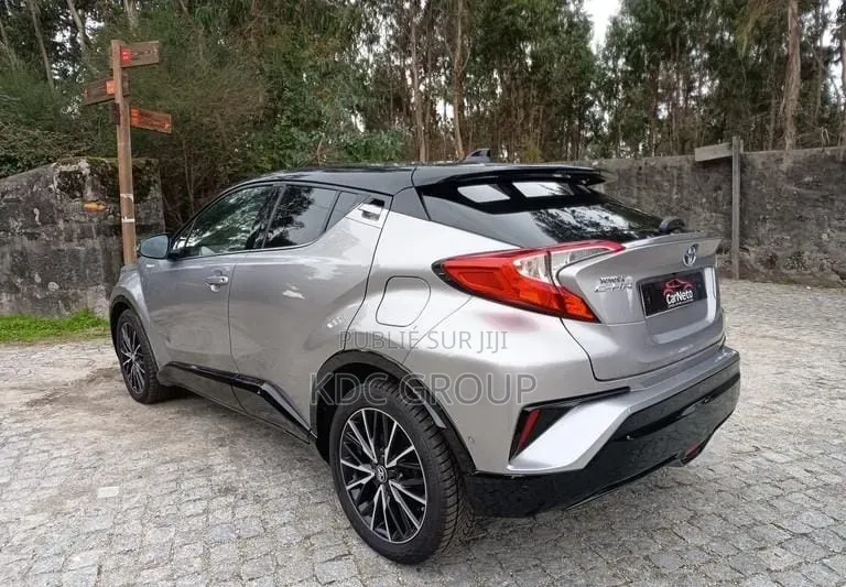 Toyota C-HR 2017 Gris
