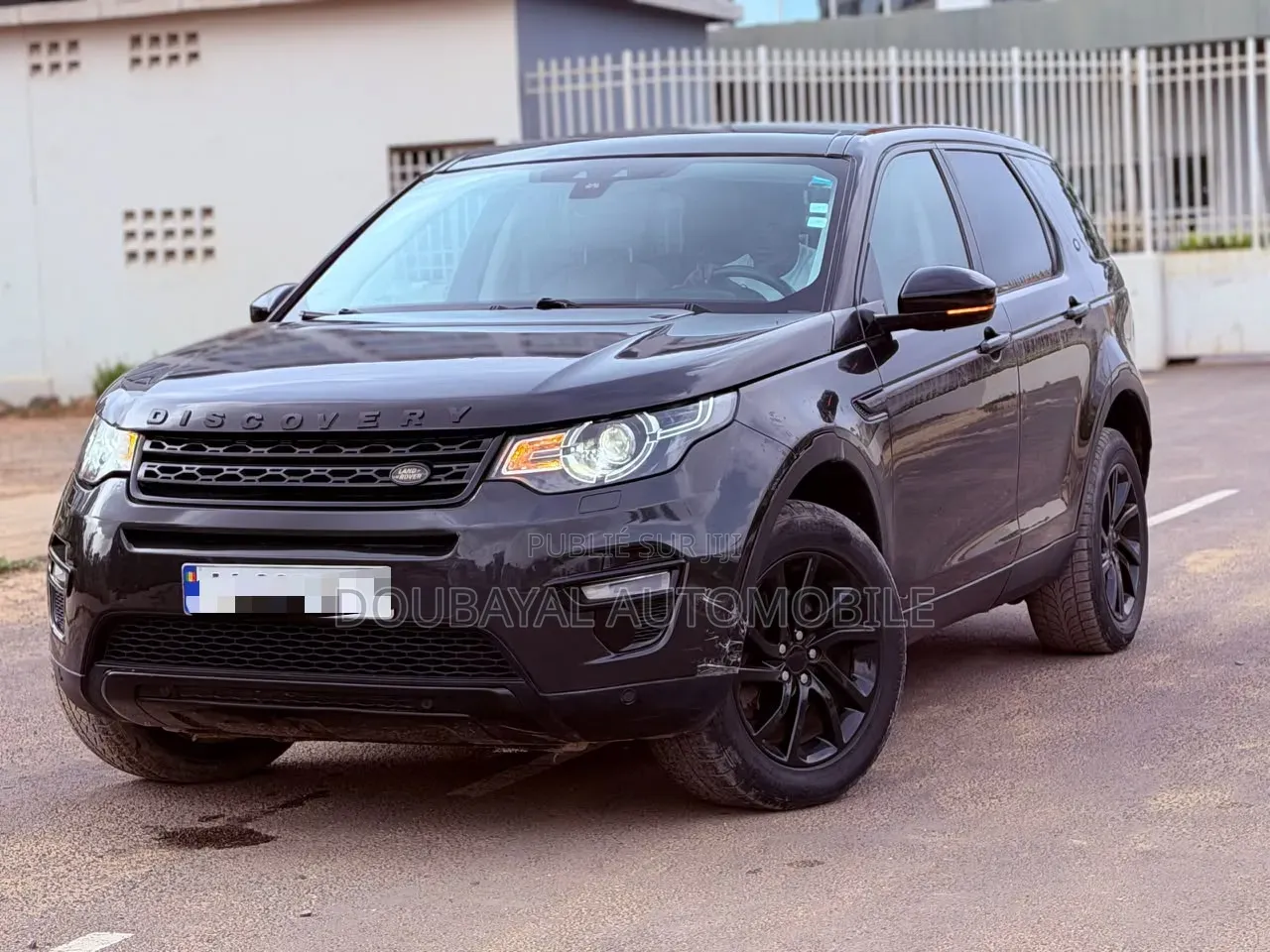 Land Rover Discovery 2017 Noir Mat