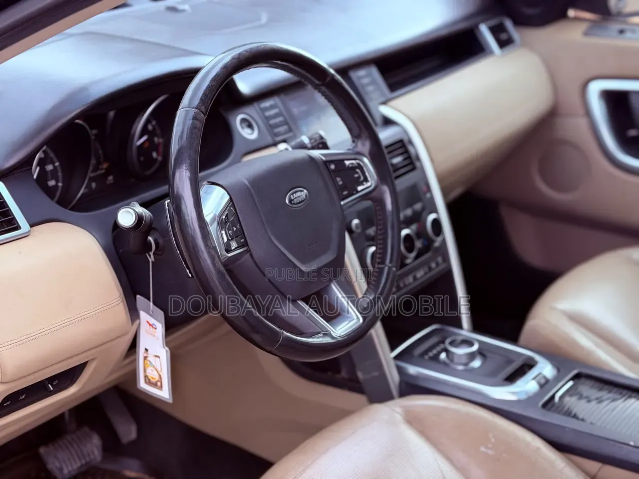 Land Rover Discovery 2017 Noir Mat