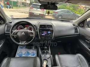 Mitsubishi RVR 2015 Noir