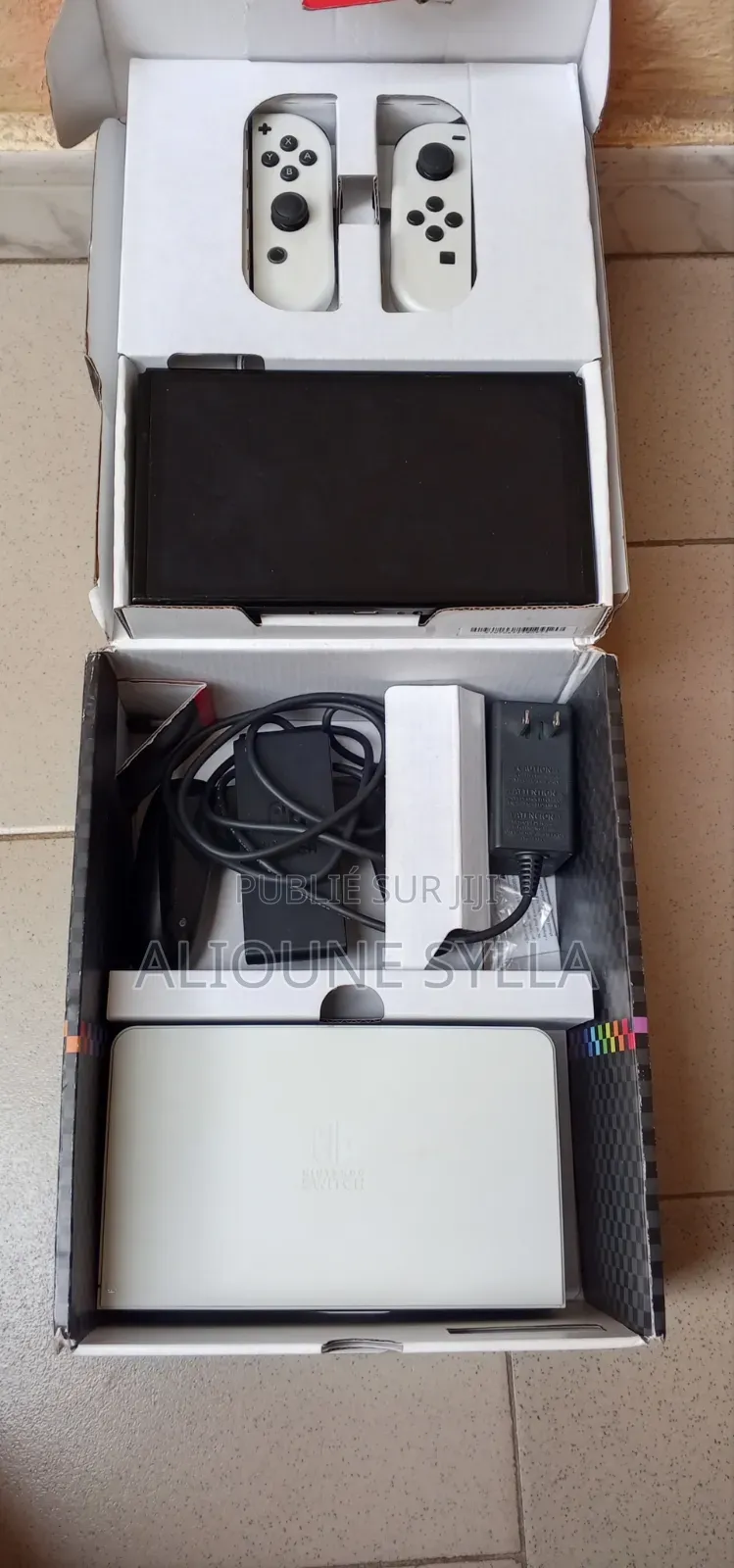 Nintendo Switch Oled Neuve