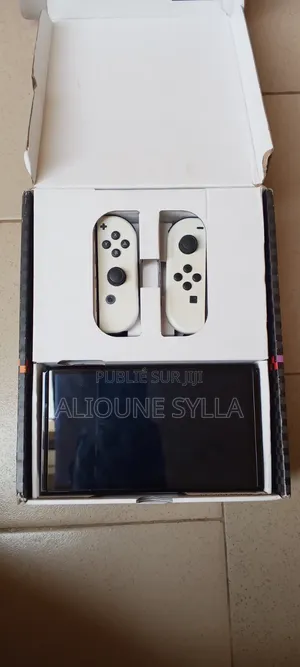 Nintendo Switch Oled Neuve