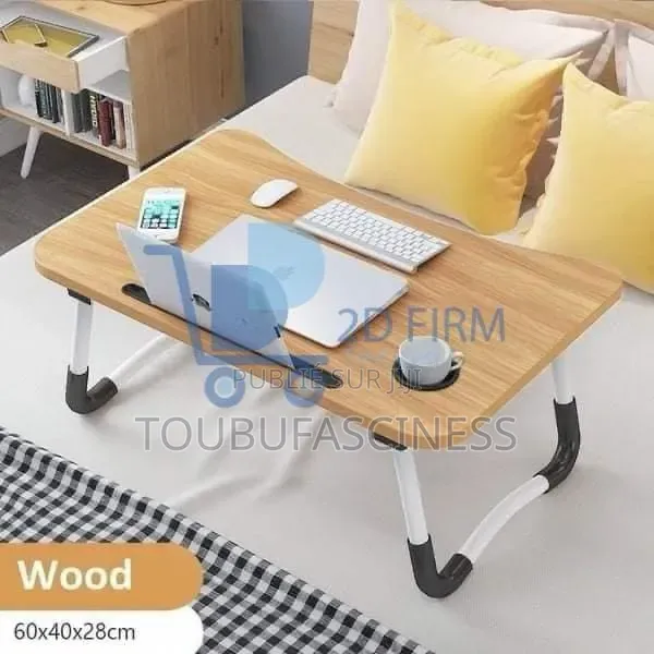Table De Déjeuner