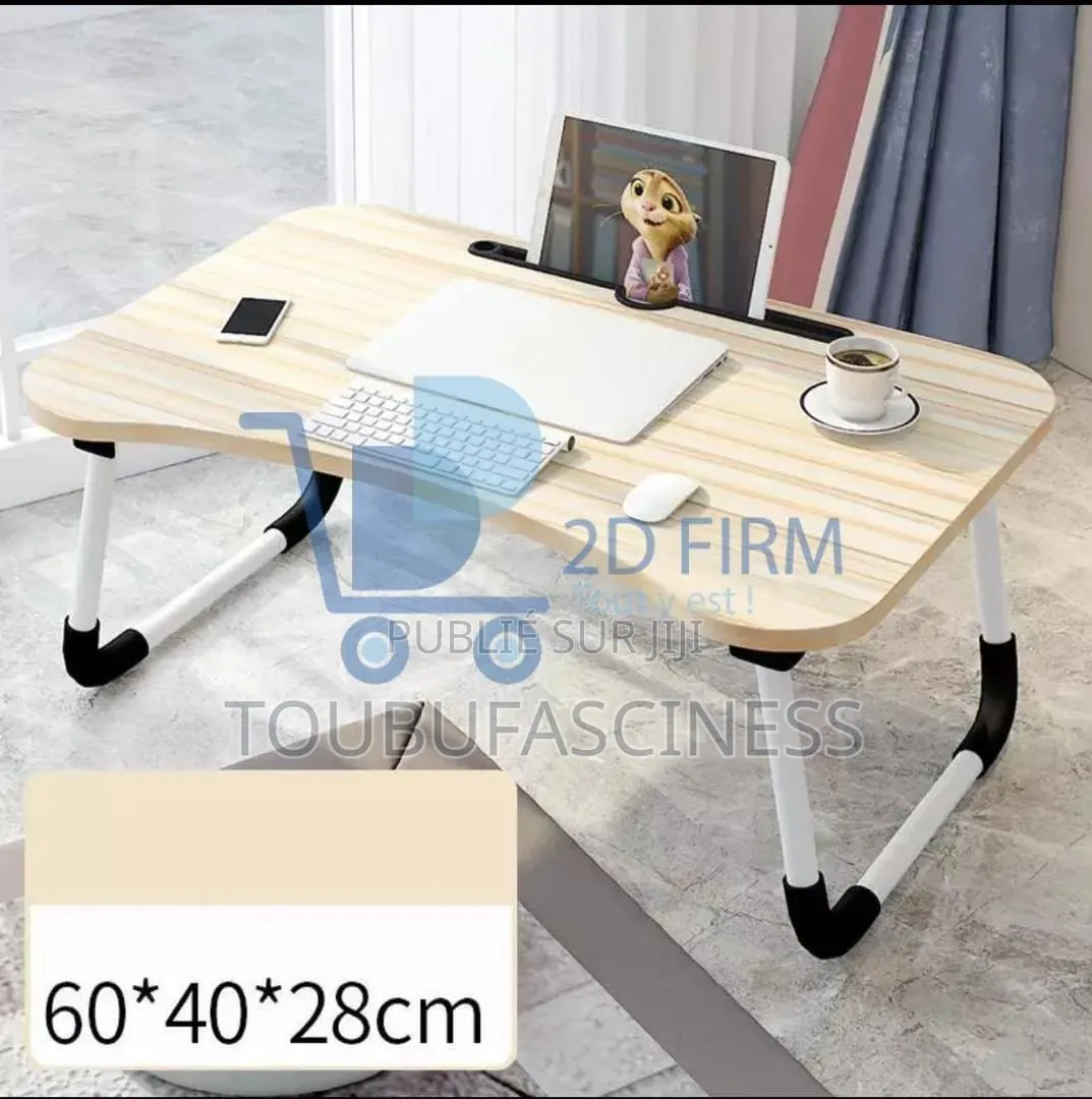 Table De Déjeuner