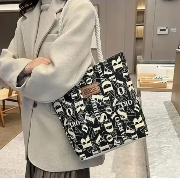 Sac Étudiante