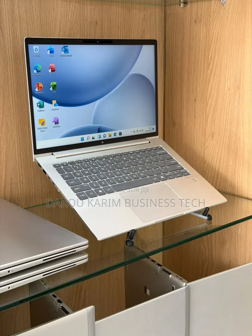Nouveau Ordinateur portable HP ProBook 645 16GB AMD Ryzen 5 SSD 512GB