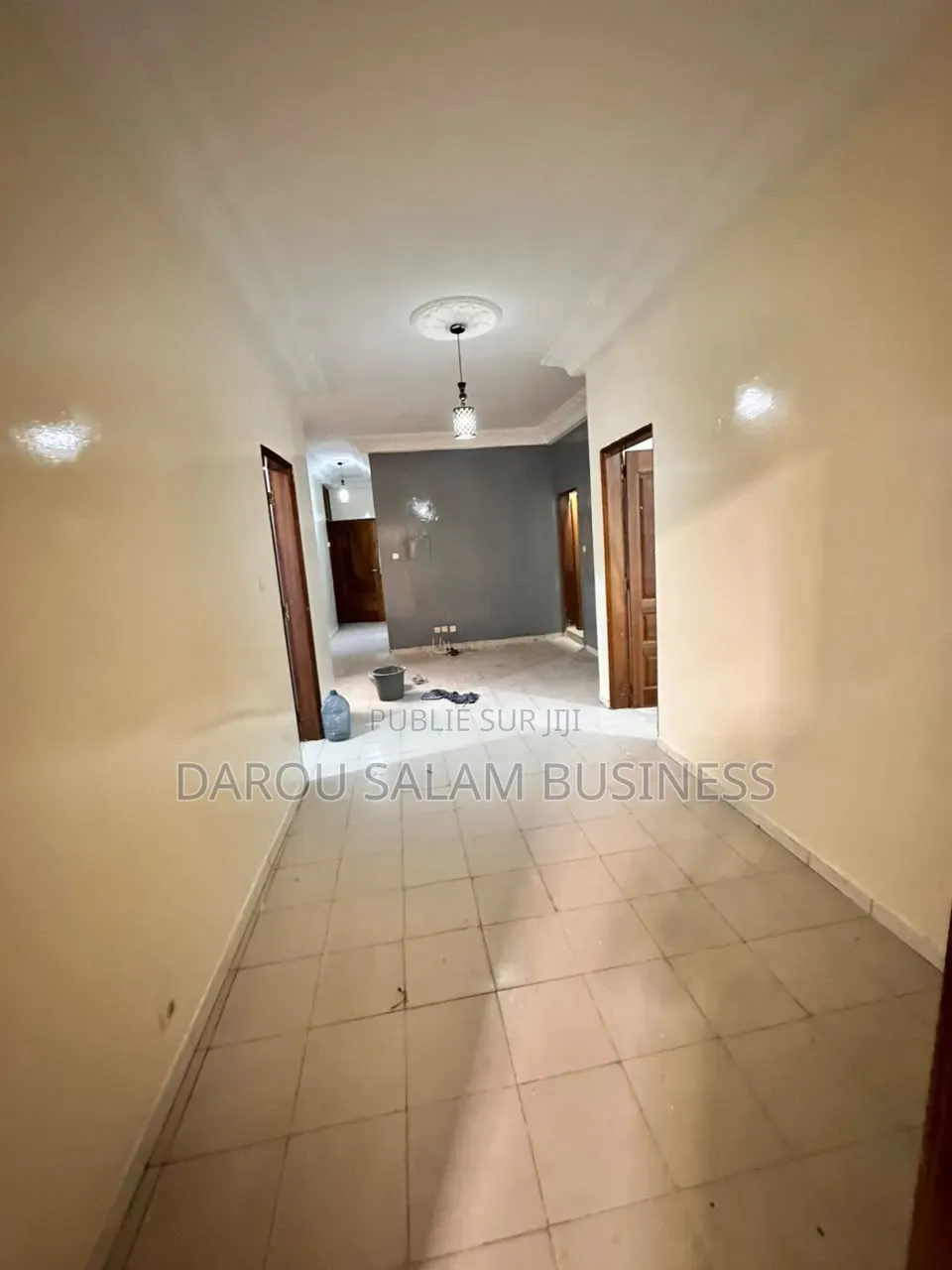 3chbre Appartement dans Ouest Foire, Yoff à Louer
