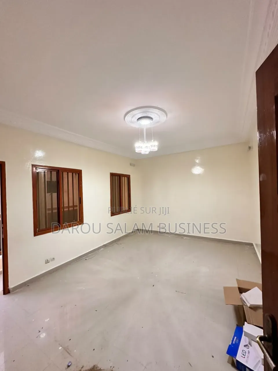 3chbre Appartement dans Ouest Foire, Yoff à Louer