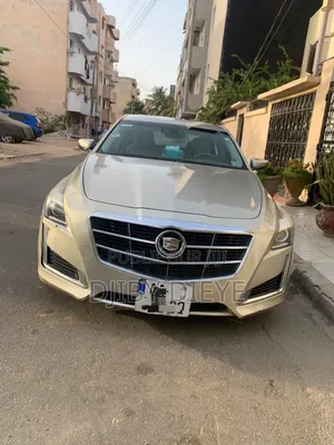 Cadillac CTS Luxury 4dr Sedan (3.6L 6cyl 8A) 2014 Beige